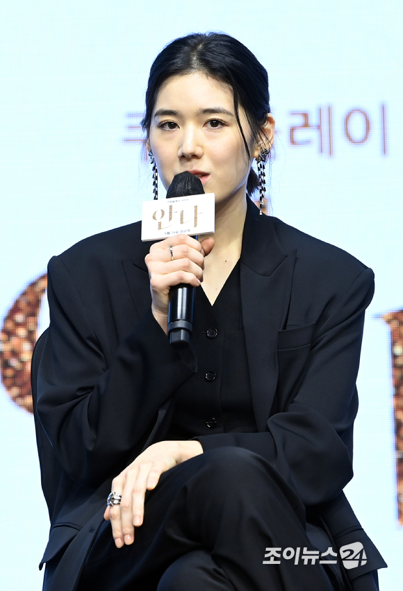 배우 정은채가 21일 오전 여의도 콘래드서울에서 열린 쿠팡플레이 시리즈 '안나' 제작발표회에 참석하고 있다. [사진=정소희 기자]