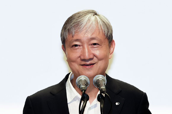 이찬진 신임 금융감독원장이 지난 14일 서울 여의도 금융감독원에서 열린 취임식에서 취임사를 하고 있다. [사진=연합뉴스]