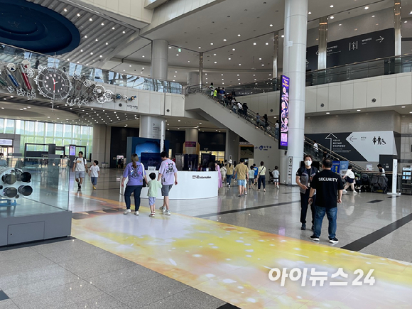 지난 17일 기자가 방문한 국립과천과학관의 모습. 나로우주센터를 구현한 모습. [사진=원성윤 기자]