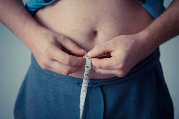  노르웨이 대학의 연구에 따르면 성인들의 체중은 부모가 자신과 같은 중년 나이였을 때의 체중과 연관된 것으로 나타났다. 본 기사와 무관한 이미지. [사진=픽사베이]