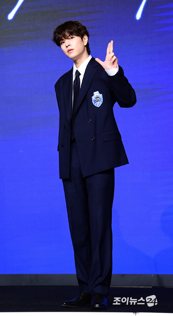 그룹 스트레이키즈 승민이&nbsp;22일 오전 서울 영등포구 여의도 콘래드호텔에서 열린&nbsp;스트레이키즈(Stray Kids) 정규 4집 '카르마' 발매 기념 기자간담회에서 포즈를 취하고 있다. [사진=정소희 기자]