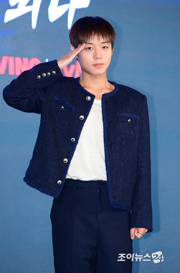 배우 박지훈이 6일 오후 서울 광진구 풀만 앰배서더 서울 이스트폴에서 열린 티빙 오리지널 '취사병 전설이 되다' 제작발표회에 참석하고 있다. [사진=정소희 기자]