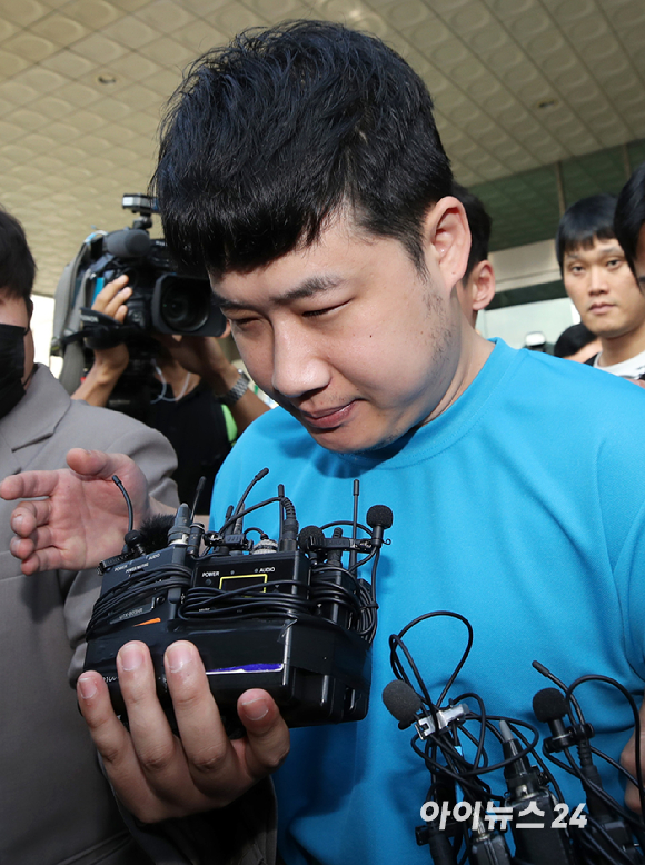 칼부림 범행이 예고된 장소와 정보 등을 제공하는 웹사이트가 등장했다. 사진은 해당 사이트인 '테러레스'에 제보된 칼부림 예고 지역들 및 현황. [사진='테러레스' 홈페이지 캡처]