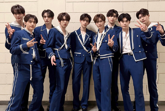 제로베이스원, 2025년 관통한 보컬 퍼포먼스 행보…음악적 성장