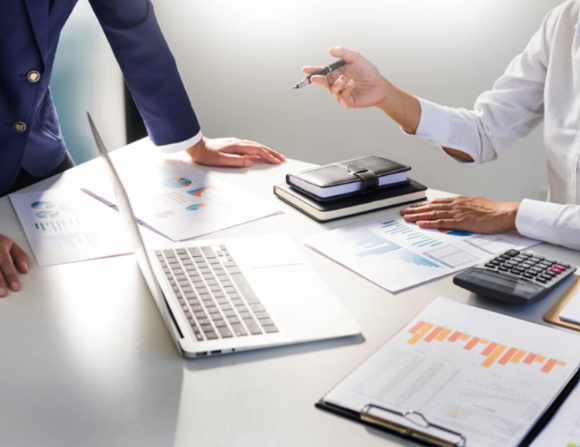 국제공인 자격증 전문 교육기관 라이지움이 CIA 시험을 대비한 정규이론반을 모집한다. 사진은 한국감사협회 홈페이지 CIA 시험 관련 이미지. [사진=한국감사협회 홈페이지 캡처]