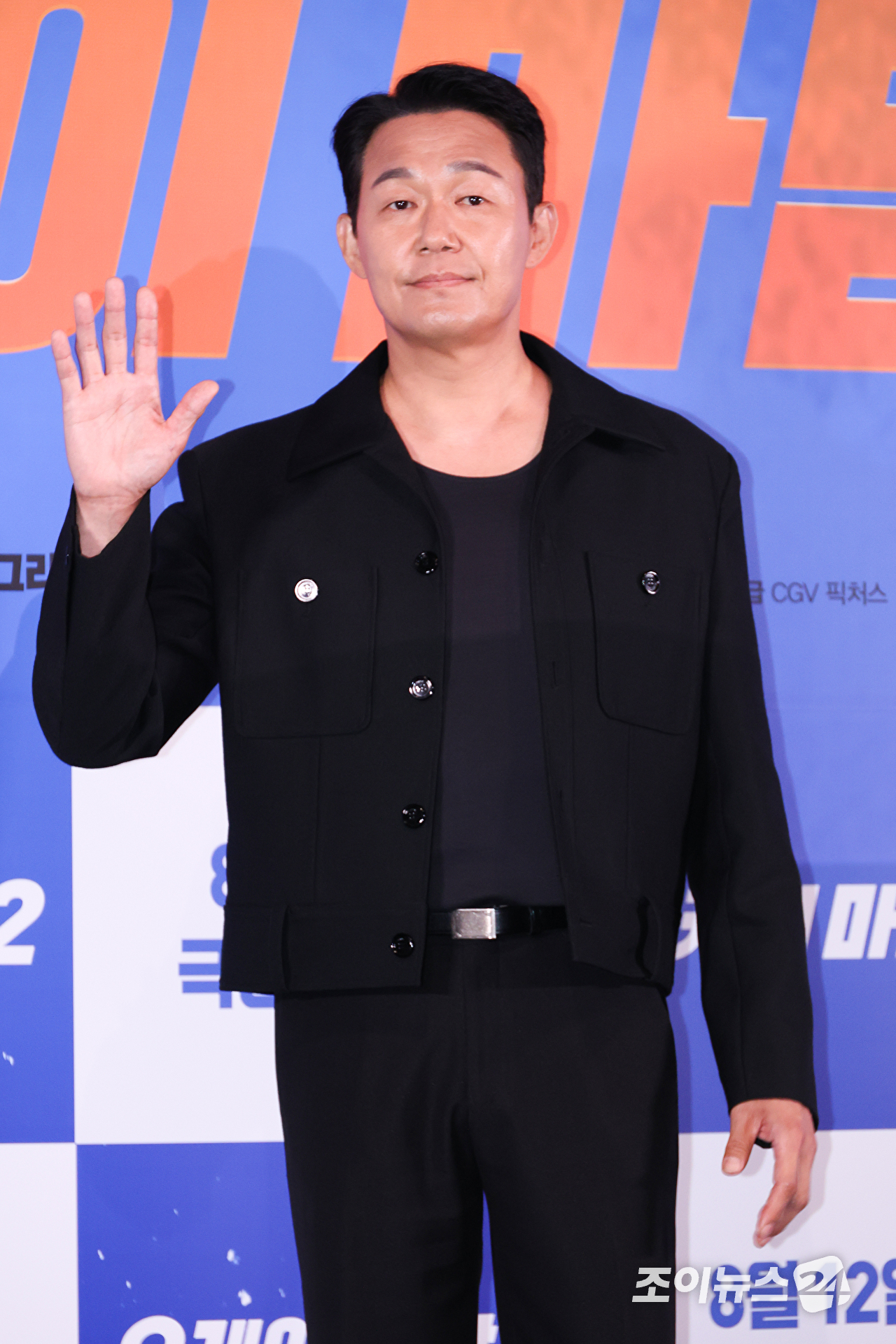 배우 박성웅이 27일 오후 서울 용산구 CGV 용산아이파크몰점에서 진행된 영화 '오케이 마담2'(감독 이철하) 언론시사회에 참석해 포즈를 취하고 있다. [사진=문수지 기자]