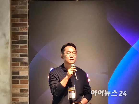 윤현준 잡코리아 대표는 12일 드림플러스 강남에서 열린 '흐레카 컨퍼런스'에서 발표하고 있다. [사진=설재윤 기자]