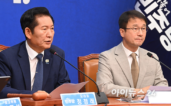 정청래 더불어민주당 당대표가 19일 서울 여의도 국회에서 열린 최고위원회의에서 발언하고 있다. [사진=곽영래 기자]
