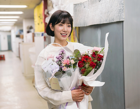 배우 박신혜가 tvN '언더커버 미쓰홍'을 통해 '믿보배' 저력을 발휘했다. [사진=솔트엔터테인먼트]