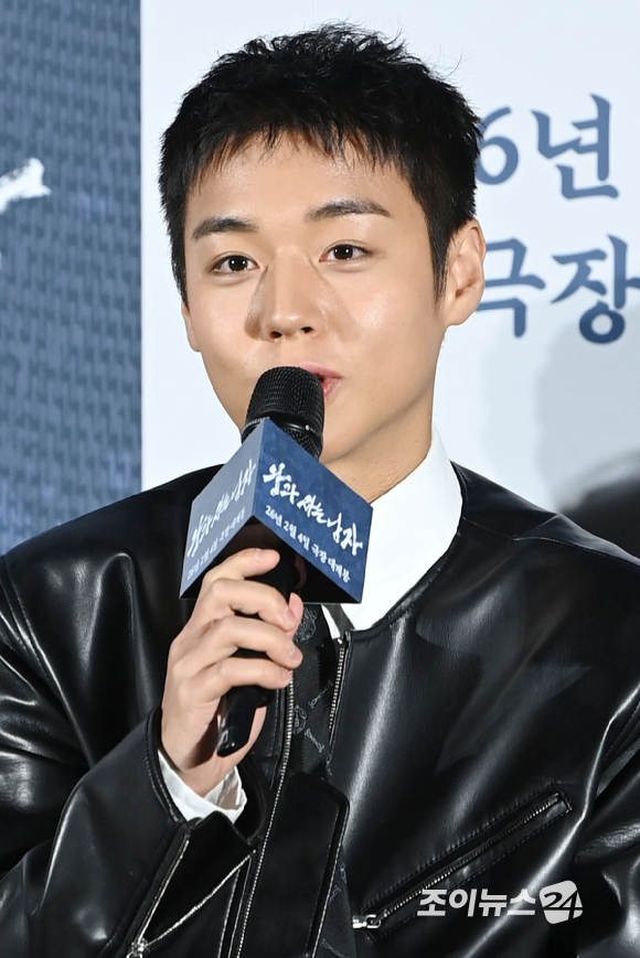 배우 박지훈이 19일 오전 서울 용산구 CGV용산아이파크몰점에서 열린 영화 '왕과 사는 남자'(감독 장항준) 제작보고회에 참석해 소감을 말하고 있다. [사진=문수지 기자]