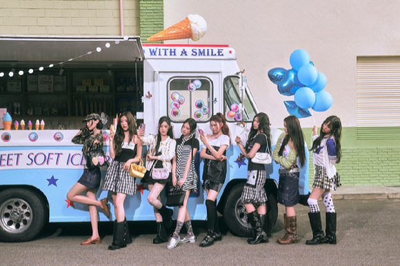 하츠투하츠 단체 콘셉트 포토 [사진=SM엔터테인먼트]