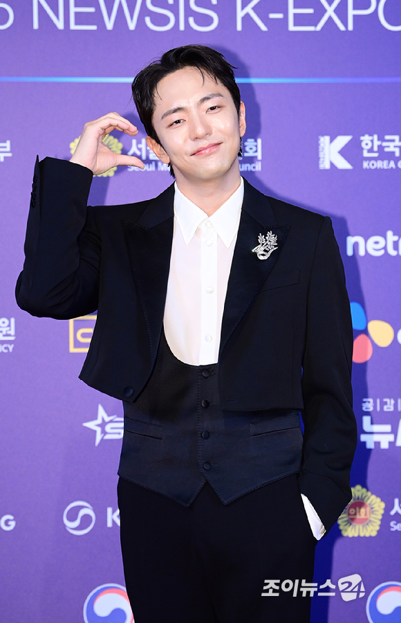 '어쩌다 해피엔딩' 박천휴 작가가 28일 오후 서울 소공동 롯데호텔에서 열린 '2025 NEWSIS 한류엑스포'에 참석하고 있다. [사진=정소희 기자]