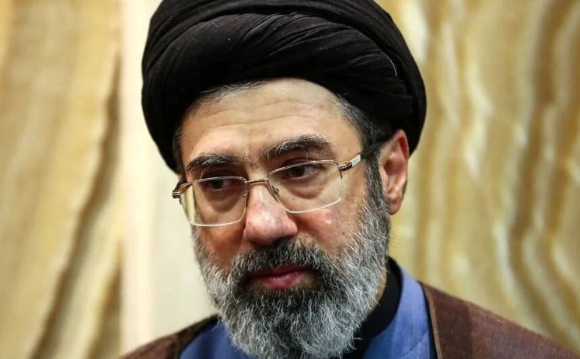 도널드 트럼프 미국 대통령이 지난해 9월 미국 버지니아주 콴티코에 위치한 해병기지에서 피트 헤그세스 국방부 장관이 소집한 전군 지휘관 회의에서 연설하고 있다. [사진=AFP/연합뉴스]