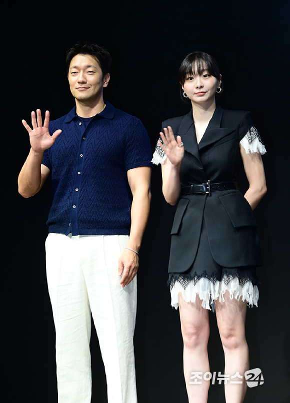 배우 현봉식-손석구-김다미-김성균이 14일 오전 서울 종로구 JW메리어트 동대문에서 열린 디즈니+ 오리지널 시리즈 '나인 퍼즐' 제작발표회에 참석하고 있다. [사진=정소희 기자]