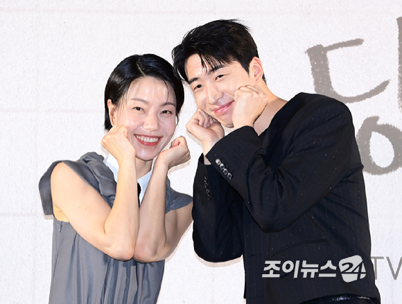 배우 강하늘과 고민시가 8일 오후 서울 마포구 상암동 스탠포드 호텔에서 진행된 지니 TV 오리지널 '당신의 맛' 제작발표회에 참석하고 있다. [사진=정소희 기자]