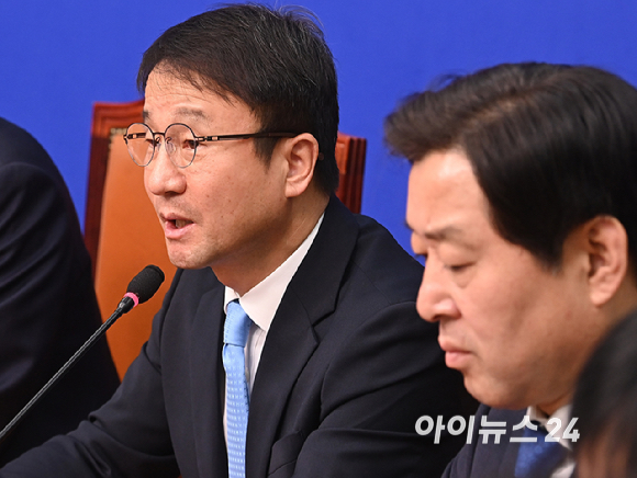 한병도 더불어민주당 원내대표가 23일 서울 여의도 국회에서 열린 최고위원회의에서 발언하고 있다. [사진=곽영래 기자]