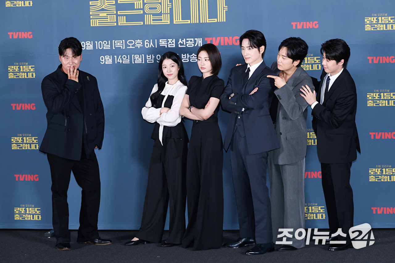 배우 백예인, 하율리, 오대환, 이준혁, 윤영빈 감독, 배우 서현우, 홍진기가 8일 오전 서울 용산구 CGV 용산아이파크몰점에서 진행된 티빙 오리지널 '로또 1등도 출근합니다' 제작발표회에 참석해 포즈를 취하고 있다. [사진=문수지 기자]