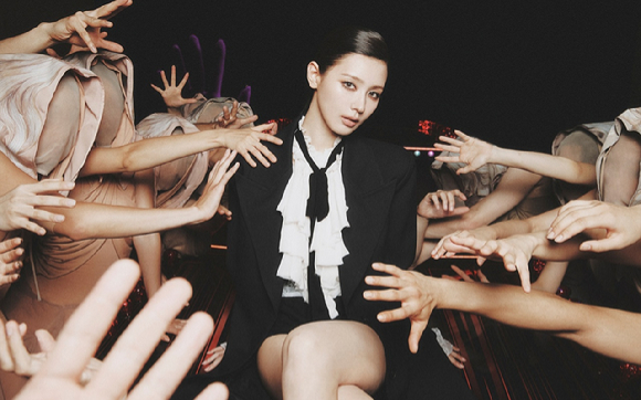 [오늘가요] 아이들 미연, 사랑의 광기 &apos;Reno&apos;…솔로 컴백 신호탄