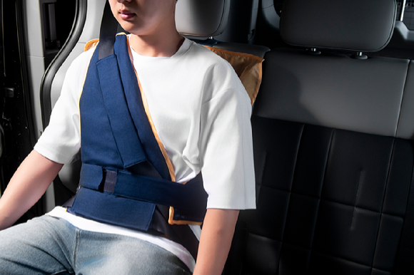 22일 경기도 화성 현대차∙기아 남양연구소에서 열린 '2025 아이디어 페스티벌'에서 참가자가 발표하고 있다. [사진=김종성 기자]