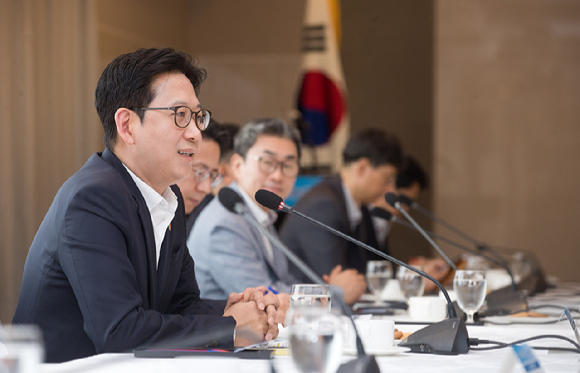 배경훈 "독파모 평가 방식 재검토"…3차 평가 '무빙 타깃' 적용