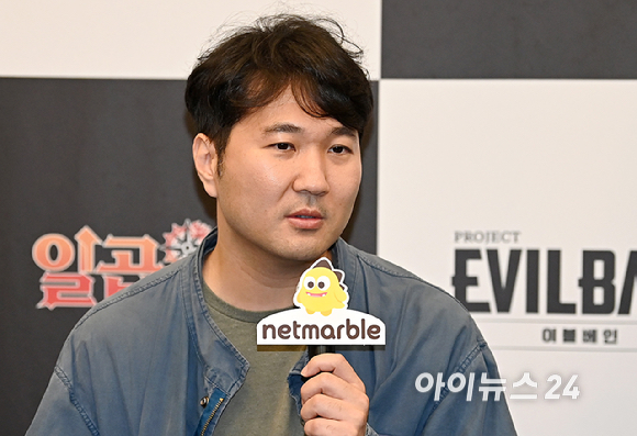 13일 부산 해운대구 벡스코에서 열린 국제게임전시회 '지스타 2025' 공동 인터뷰에서 넷마블 문중기 사업본부장이 질문에 답변하고 있다. [사진=곽영래 기자]