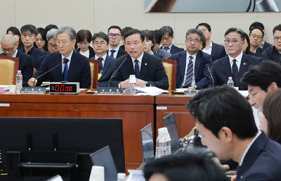 [2026 국감] 방미통위 "YTN 변경승인 취소 여부, 독립 청문 거쳐 검토"