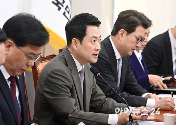 장동혁 국민의힘 대표가 2일 서울 여의도 국회에서 열린 최고위원회의에서 발언하고 있다. [사진=곽영래 기자]