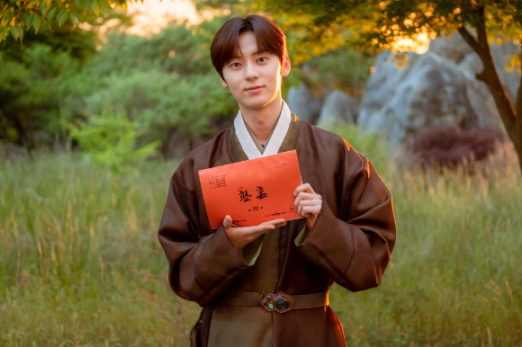 황민현이 '환혼'의 종영 소감을 전했다. [사진=플레디스엔터테인먼트]