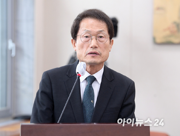 28일 오후 서울 여의도 국회에서 열린 국회교육위원회 전체회의에 조희연 서울시교육감이 현안보고를 하고 있다. [사진=정소희 기자]