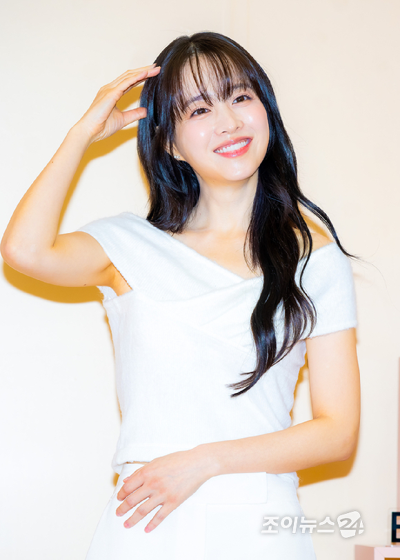 배우 박보영이 20일 서울 성수동에서 열린 메노킨 행사 포토콜 기념 행사에서 포즈를 취하고 있다. [사진=곽영래 기자]