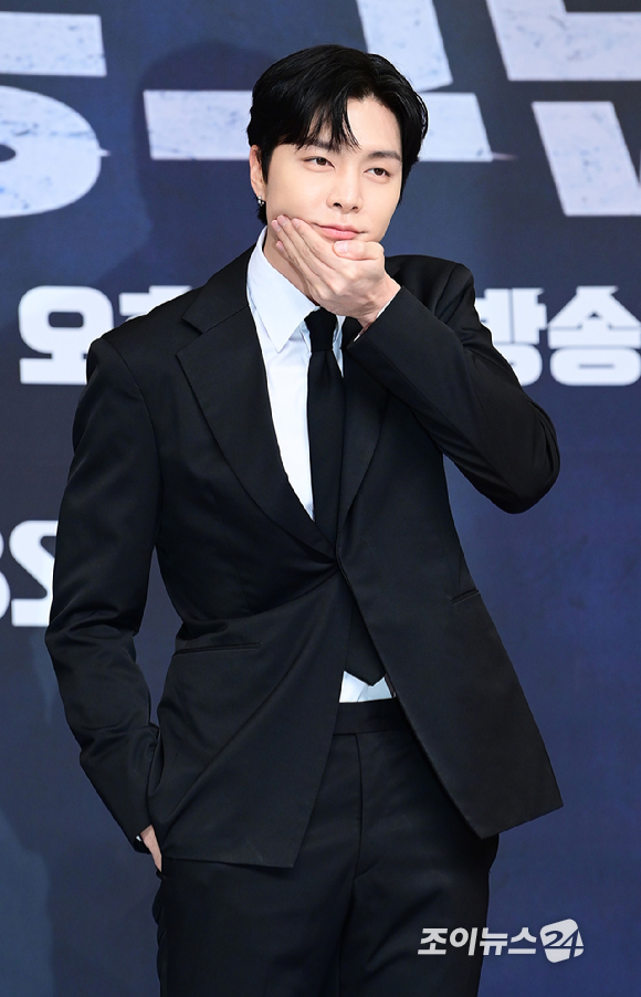 NCT 쟈니가 26일 오전 서울 양천구 목동 SBS사옥에서 열린 SBS 새 예능프로그램 '열혈농구단' 제작발표회에 참석하고 있다. [사진=정소희 기자]