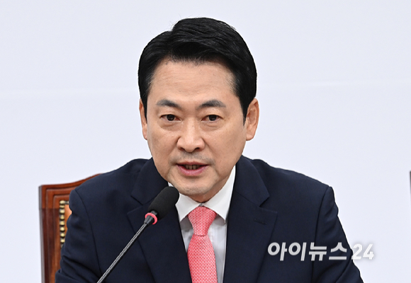 장동혁 국민의힘 당대표가 14일 서울 여의도 국회에서 열린 최고위원회의에서 발언하고 있다. [사진=곽영래 기자]
