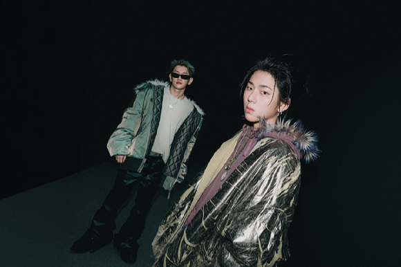 지코 크러쉬 단체 이미지 [사진=KOZ엔터테인먼트]