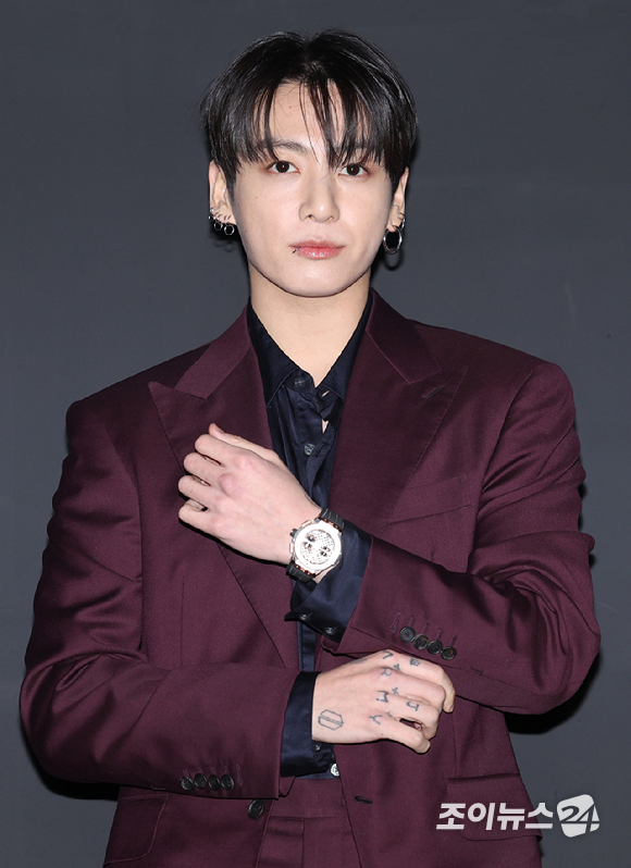 그룹 방탄소년단(BTS) 정국이 12일 오후 서울 강남구 논현동 STRX하우스에서 열린 위블로 글로벌 앰버서더 어나운스먼트 이벤트 포토월 행사에 참석하고 있다. [사진=정소희 기자]