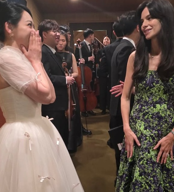 송중기 아내 케이티 실물에 깜짝 놀랐다 "친절하고 아름다워"