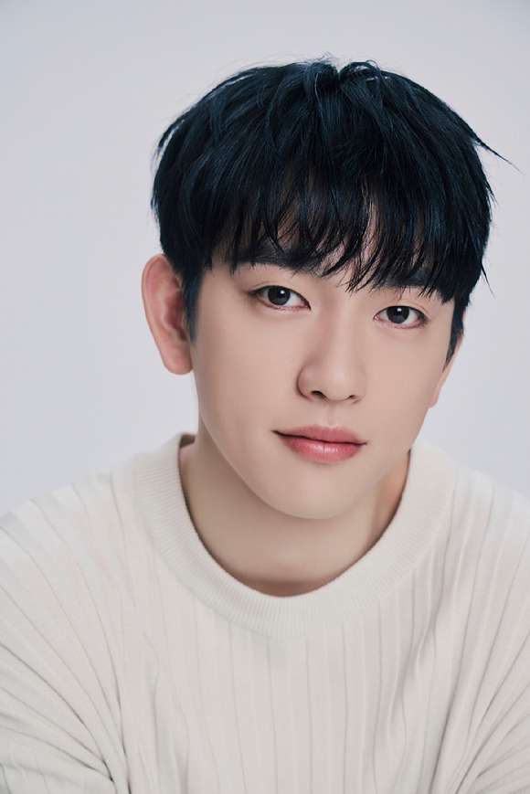 배우 박진영이 영화 '하이파이브' 인터뷰에 앞서 포즈를 취하고 있다. [사진=BH엔터테인먼트]