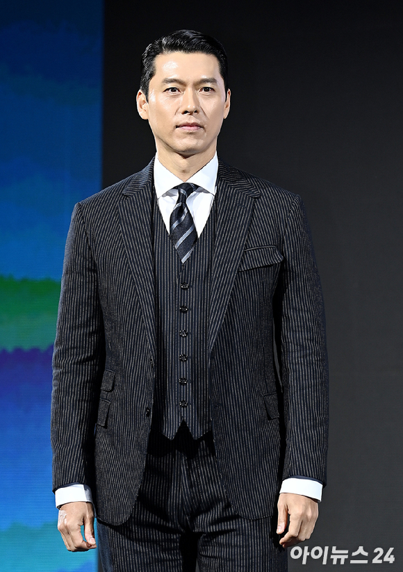 배우 현빈이 지난해 12월 15일 서울 강남구 그랜드 인터컨티넨탈 서울 파르나스에서 열린 디즈니+ '메이드 인 코리아' 제작발표회에서 포즈를 취하고 있다. [사진=곽영래 기자]