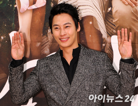 지난 2015년 서울 목동 SBS에서 열린 새 주말드라마 '내 마음 반짝반짝' 제작발표회에 참석 [사진=아이뉴스24포토DB]