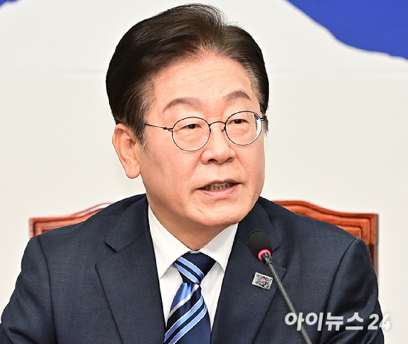 윤석열 대통령 탄핵 심판 4차 변론기일이었던 지난달 23일 서울 종로구 헌법재판소 인근에서 윤 대통령을 지지하는 보수단체 집회가 열리고 있다. [사진=사진공동취재단]