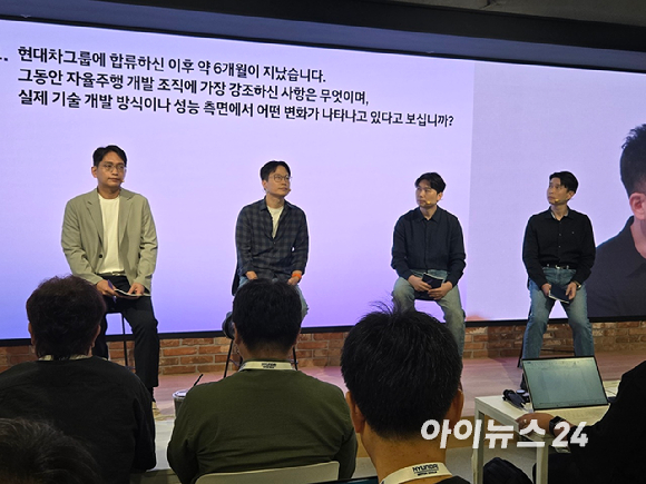 현대차&middot;기아 AVP본부장 박민우 사장이 11일 포티투닷(42dot) 사옥에서 진행된 자율주행 미디어데이에서 발표를 하고 있다. [사진=최란 기자]