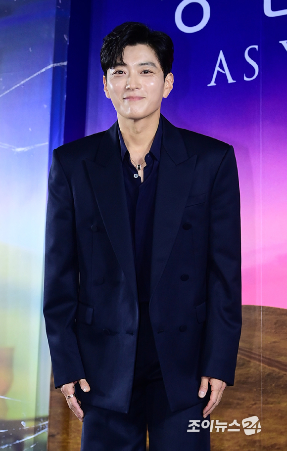 배우 장승조가 5일 오전 서울 용산구 CGV용산아이파크몰에서 열린 넷플릭스 시리즈 '당신이 죽였다' 제작발표회에 참석하고 있다. [사진=정소희 기자]