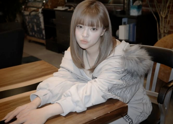 정연 [사진=정연 SNS]