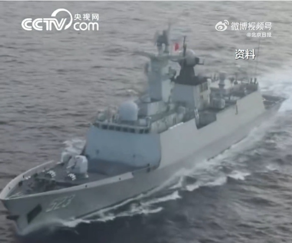 중국 CCTV가 공개한 일본 해상자위대 군함 '이카즈치'의 대만해협 통과 모습. [사진=연합뉴스]