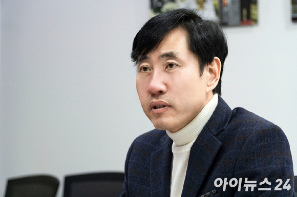 27일 일본 아이치현 도요하시 시민구장에서 열린 2026 아이치&middot;나고야 아시안게임 결승 한국과 일본의 경기. 3대1로 금메달을 차지한 한국대표팀 선수들이 류지현 감독을 헹가래 치고 있다. 2026.9.27 [사진=연합뉴스]