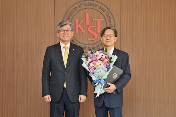 버섯구름(Mushroom-cloud). 경기도 광주시에서 신규호 씨가 찍은 작품이다. [사진=기상청]