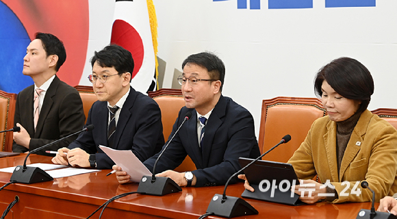 한병도 더불어민주당 원내대표가 5일 서울 여의도 국회에서 열린 정책조정회의에서 발언하고 있다. [사진=곽영래 기자]