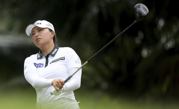 고진영(솔레어)이 6일(한국시간) 열린 LPGA 투어 HSBC 위민스 월드 챔피언십에서 우승을 차지하며 개인 통산 13승째를 거뒀다. [사진=뉴시스]