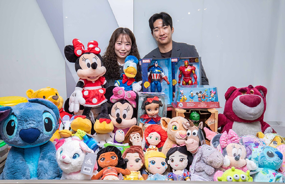 현대백화점이 전국 백화점과 아울렛 모든 점포에서 신학기 맞이 특별 할인전을 진행한다. [사진=현대백화점]