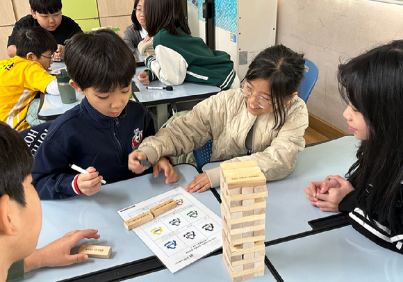 남양유업 '찾아가는 친환경 교실' 현장. [사진=남양유업]