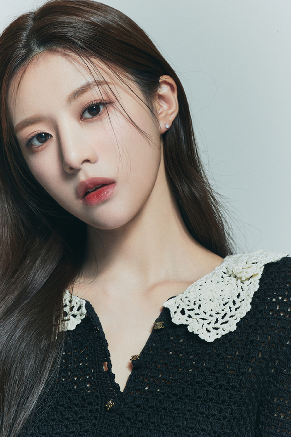 '무빙'에 출연한 배우 고윤정이 인터뷰를 진행했다. [사진=월트디즈니 컴퍼니 코리아]